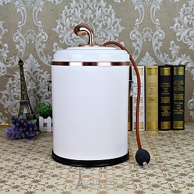Белое ведро для мусора WBS-28