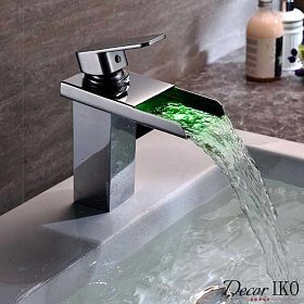 Смеситель для раковины с LED подсветкой LF-37