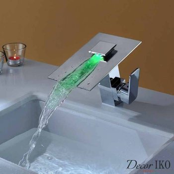 Смеситель для раковины с LED подсветкой LF-38
