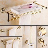 Золотые аксессуары для ванной комнаты