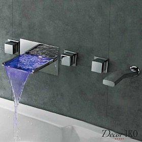 LED смеситель для ванны скрытого монтажа LF-24