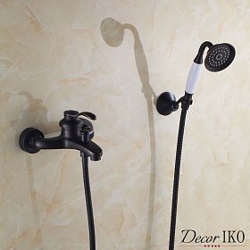 Смеситель для ванны с душем FSH-06 черный